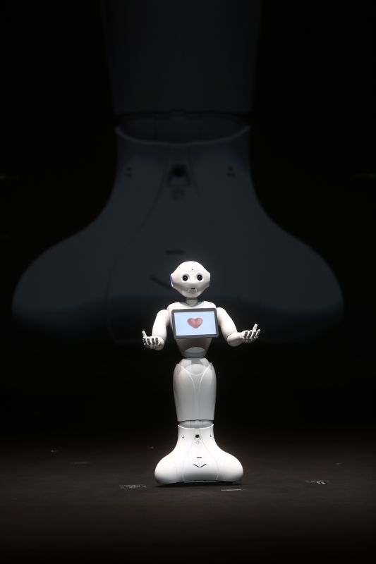 阿里富士康要造机器人 共同投资软银旗下机器人公司